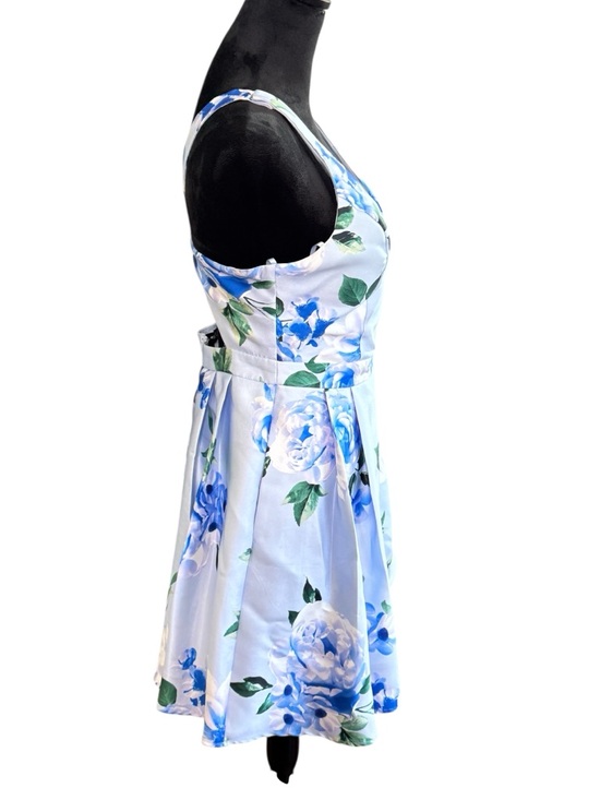 Speechless Blue Floral Satin Fit Flare Dress V Neck Wedding Guest Size 11 - Picture 5 of 10